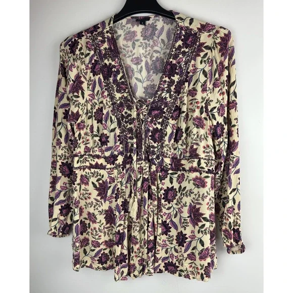 Torrid Babydoll Rayon Crepe Embroidered Lace Up Top Floral Womens Plus Size 2 2X - Picture 2 of 13
